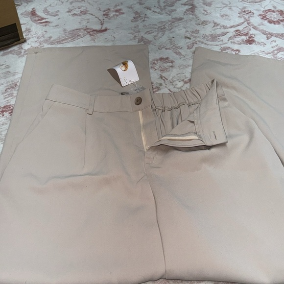 🌷Elegant Beige Wide-Leg Pants color light khaki - Picture 2 of 3